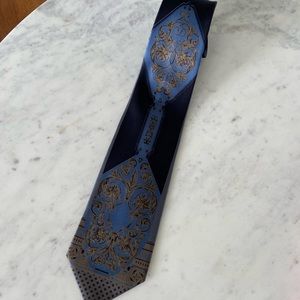New! GianFranco Ferre silk tie made in Italy